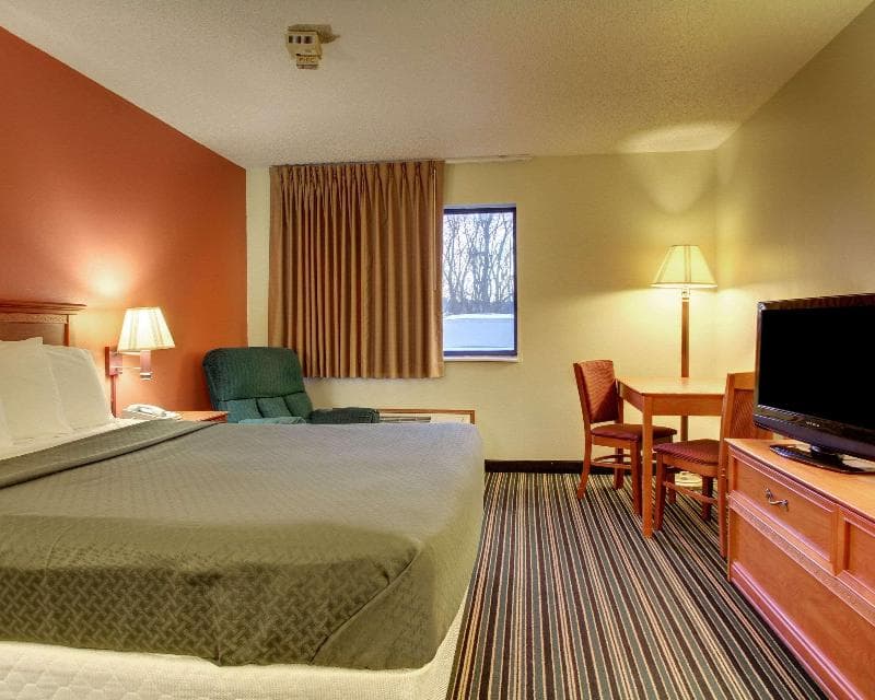 Quality Inn photo 1