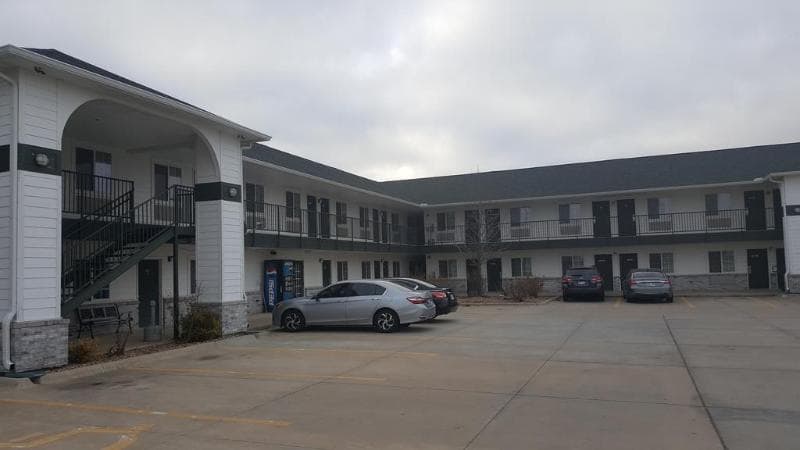 Rodeway Inn 4