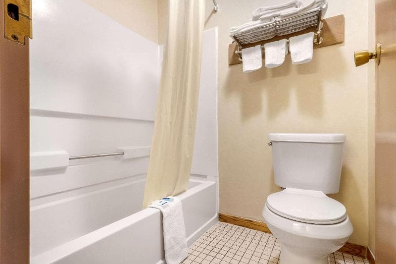Rodeway Inn Blair 3