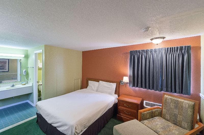Rodeway Inn Wauseon photo 1