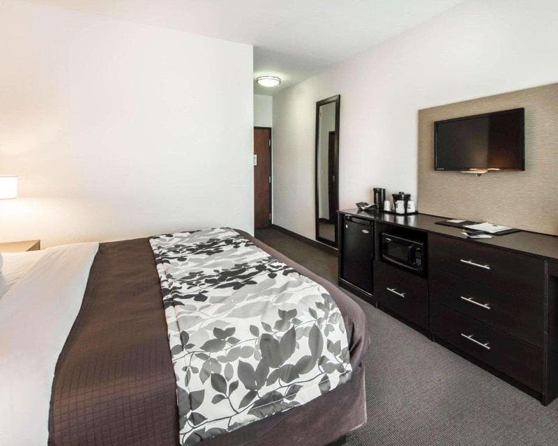 Sleep Inn & Suites Hennessey photo 1