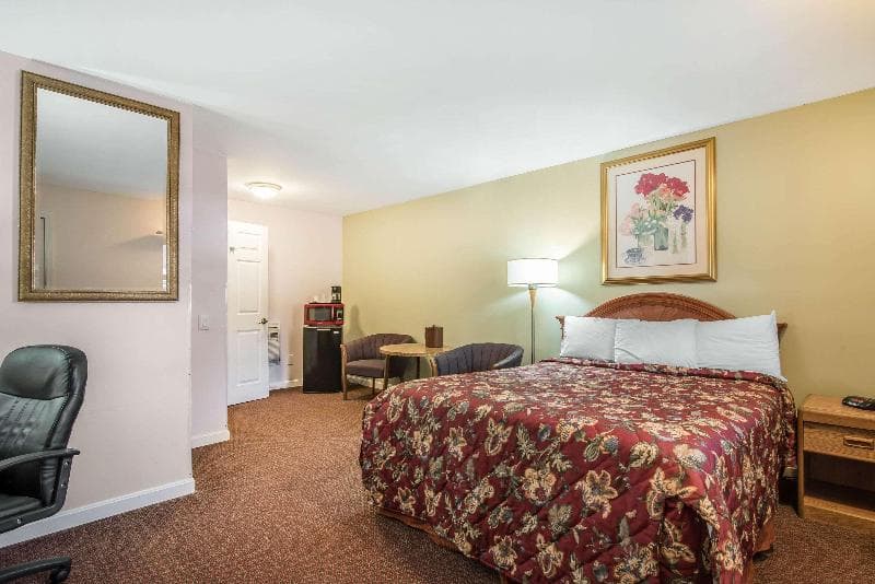 Rodeway Inn Bellows Falls photo 1