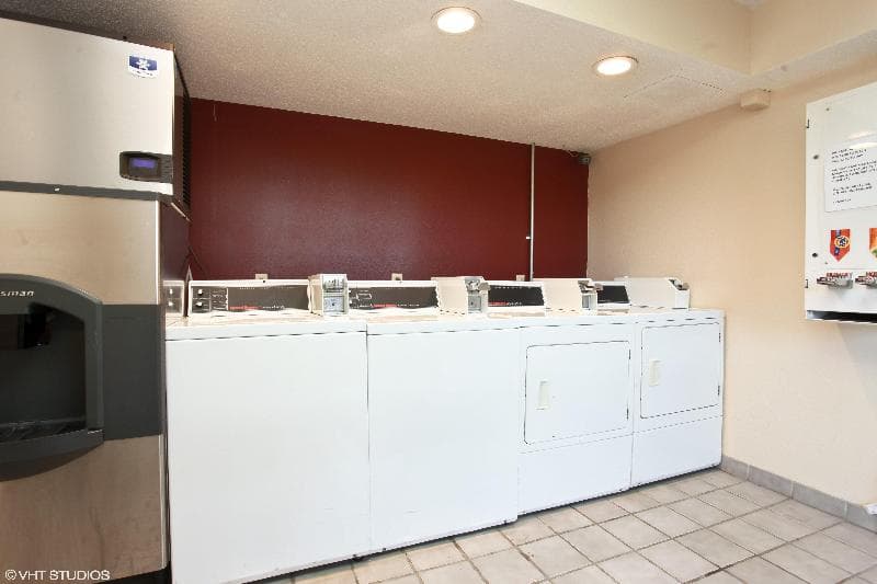 Red Roof Inn Michigan City photo 1