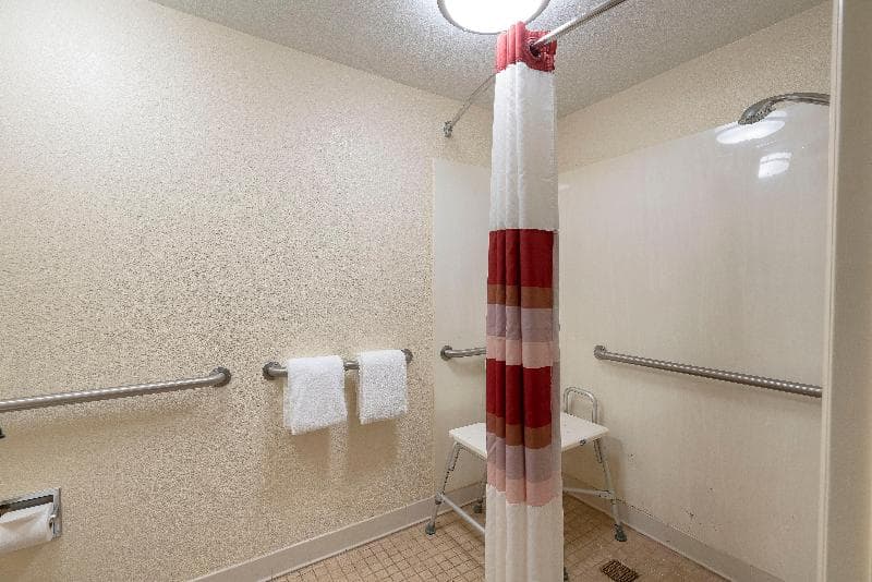 Red Roof Inn Greenville 5