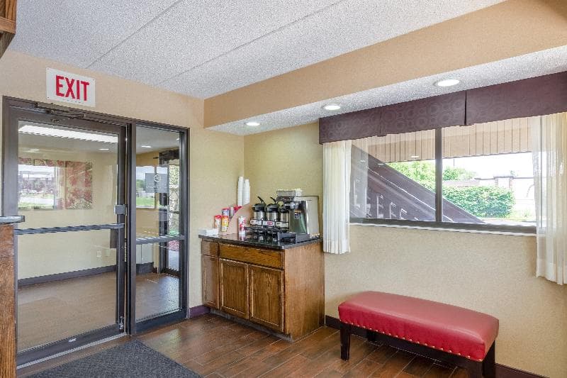 Red Roof Inn Kalamazoo East 3