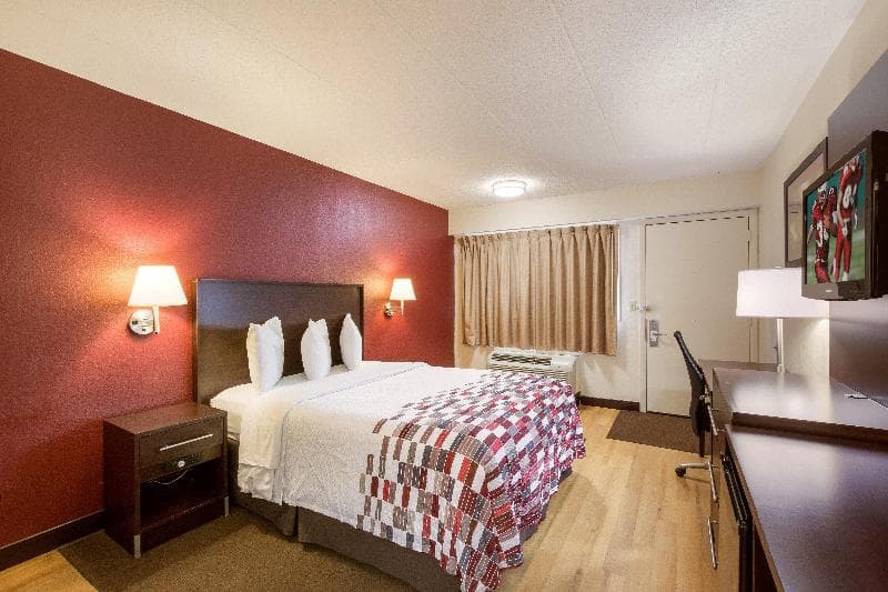 Red Roof Inn Kalamazoo East 5
