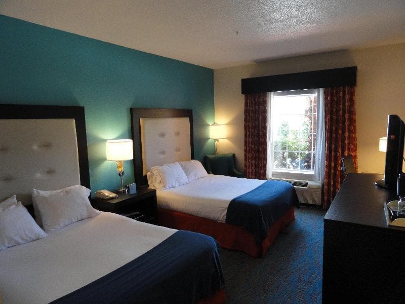 Holiday Inn Express Hotel & Suites Destin (Mid Bay Bridge) photo 1