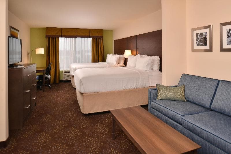 Holiday Inn Express And Suites Dearborn Sw Detroit photo 1