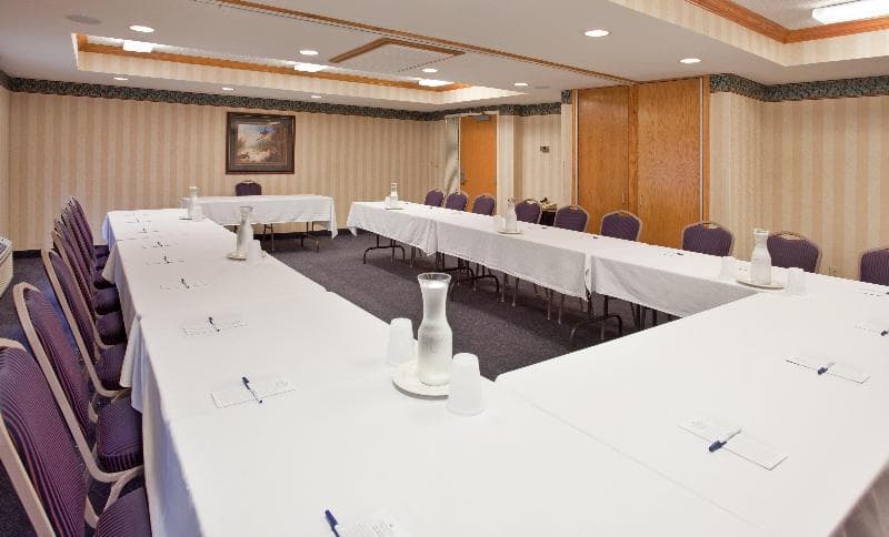 Mainstay Suites 3