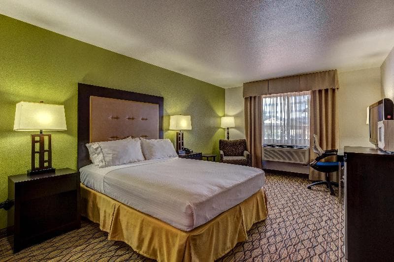 Holiday Inn Express And Suites Montrose photo 1