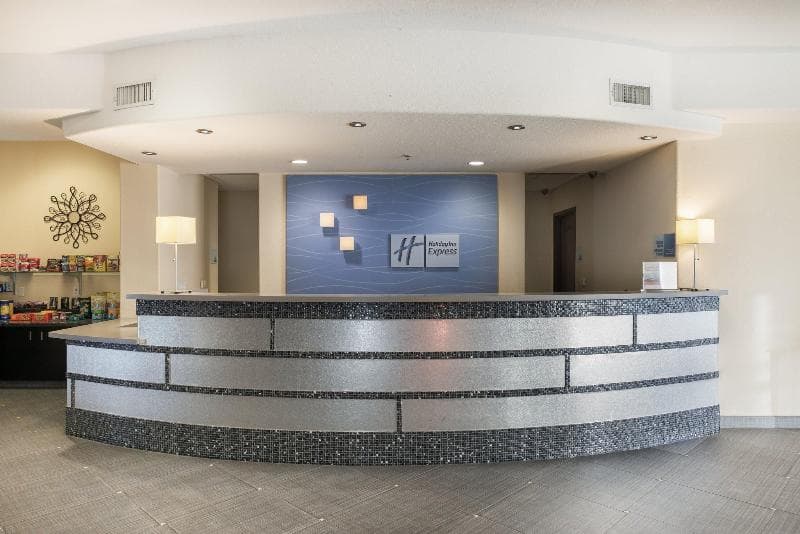 Holiday Inn Express & Suites Chowchilla - Yosemite Pk Area 5