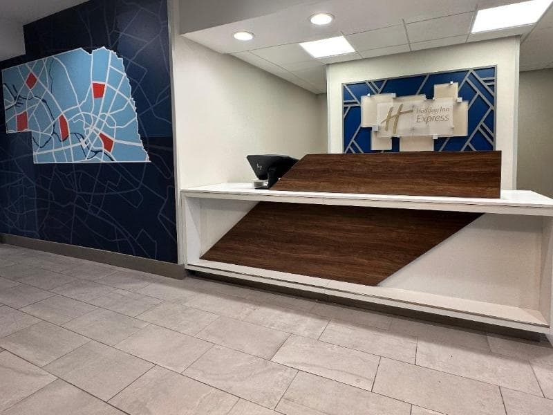 Holiday Inn Express Kearney 5