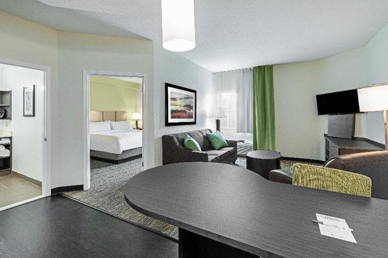Candlewood Suites Hattiesburg 5