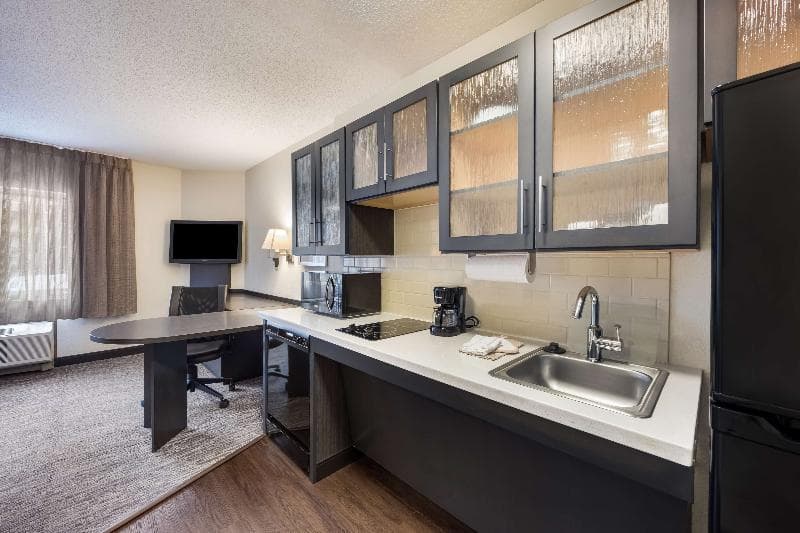 Sonesta Simply Suites Houston - Nasa Clear Lake 4