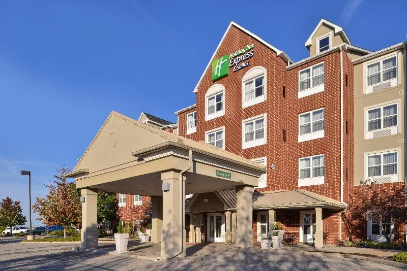 Holiday Inn Express And Suites St. Louis West O Fa 5
