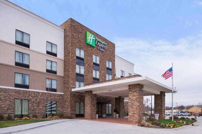 Holiday Inn Express And Suites Monroe 5