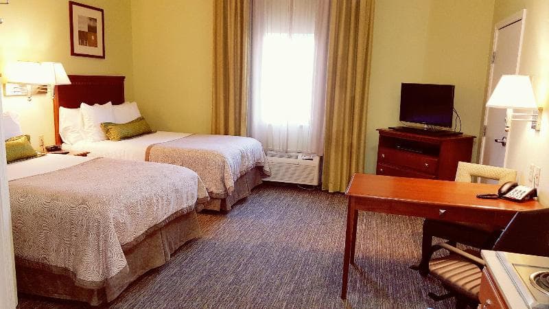 Candlewood Suites Oklahoma City Moore 3