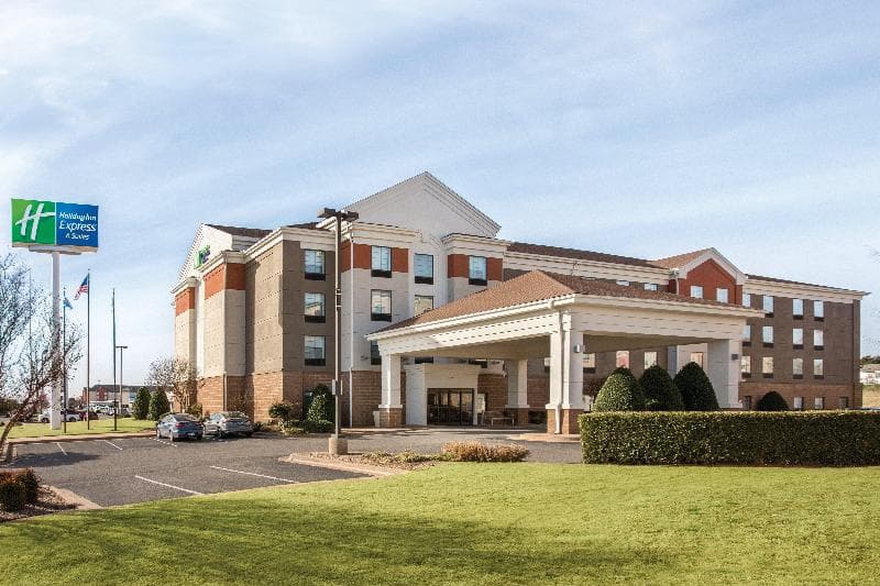 Holiday Inn Express And Suites Lawton Fort Sill 4