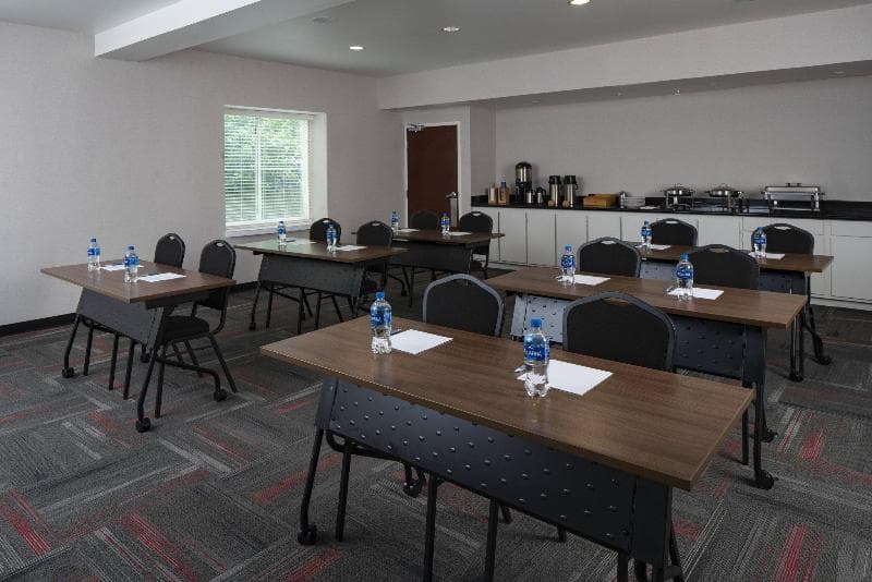 Four Points By Sheraton Dallas Arlington Entertainment District 3