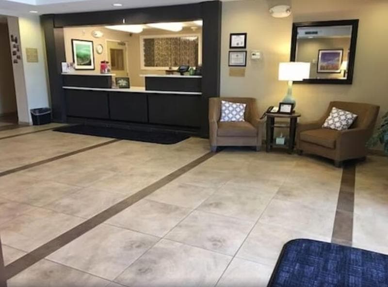 Candlewood Suites Sidney 1