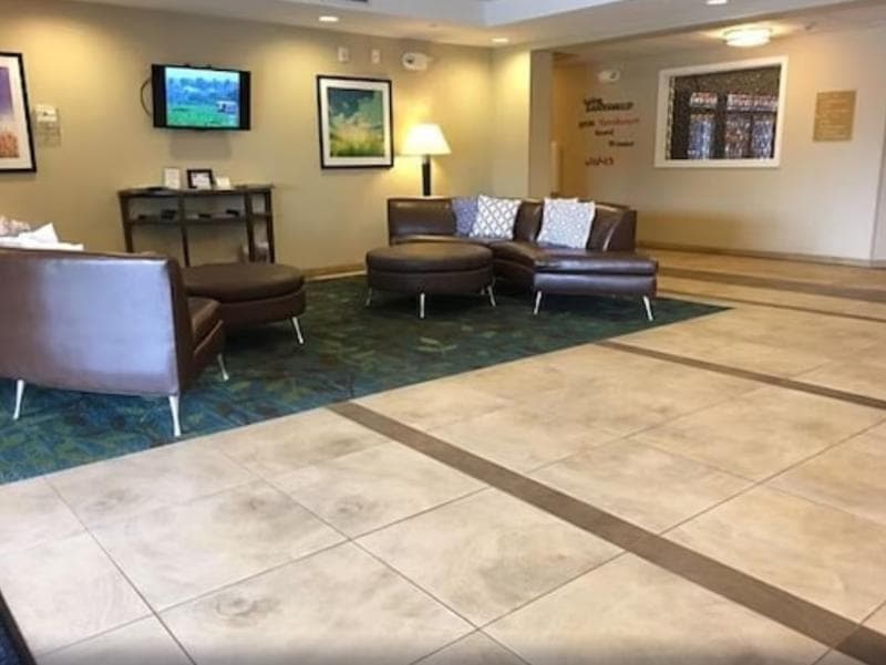 Candlewood Suites Sidney 2