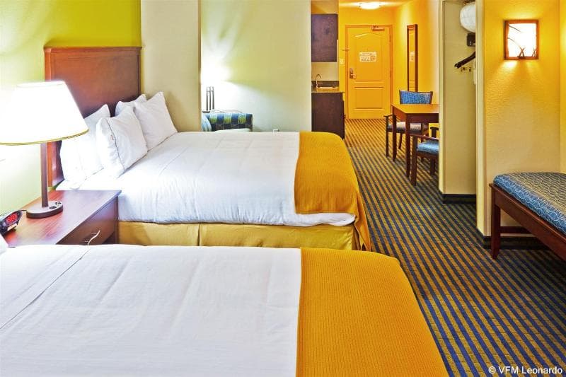 Holiday Inn Express And Suites Ooltewah Springs Ch 5