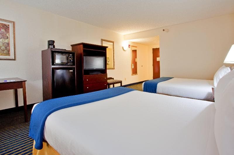 Holiday Inn Express And Suites Chesapeake 5