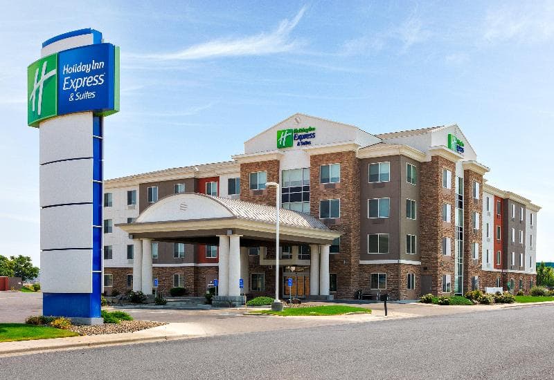 Holiday Inn Express And Suites Ontario 2