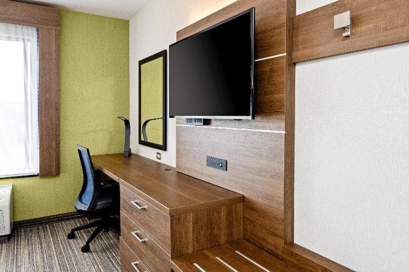 Holiday Inn Express And Suites Atascadero 3