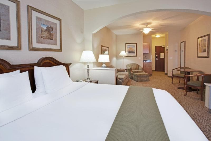 Holiday Inn Express And Suites Conroe I 45 North 4