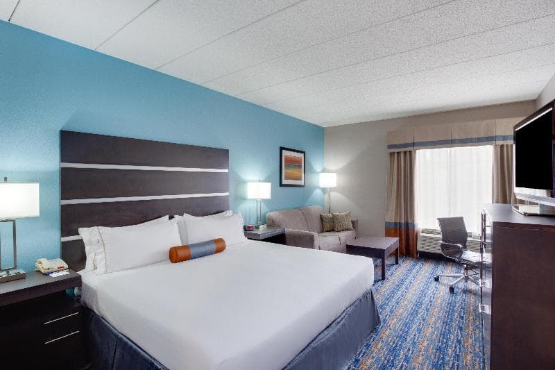 Holiday Inn Express And Suites I 95 Capitol Beltway 4
