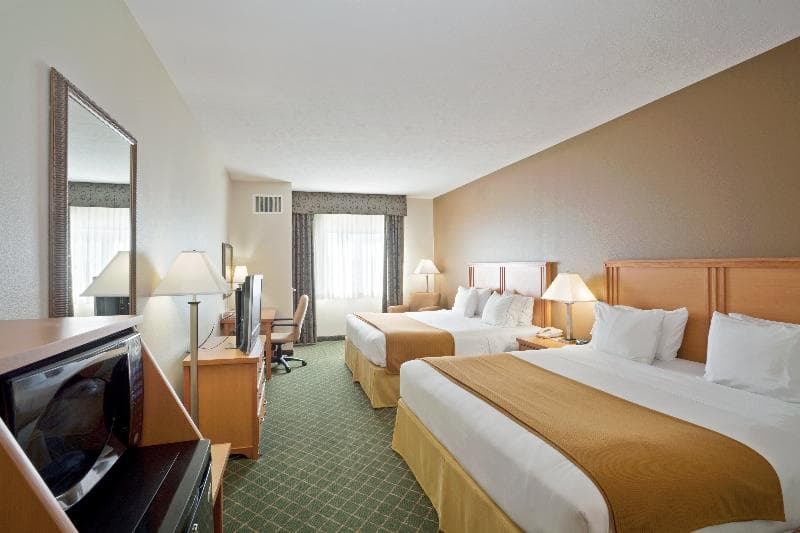 Holiday Inn Express And Suites Lincoln South 4