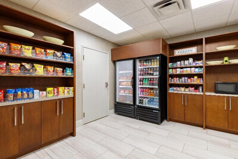 Holiday Inn Express & Suites Auburn - University Area 1
