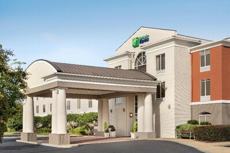 Holiday Inn Express & Suites Auburn - University Area 3