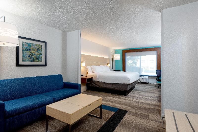 Holiday Inn Express & Suites Daphne-Spanish Fort Area 5