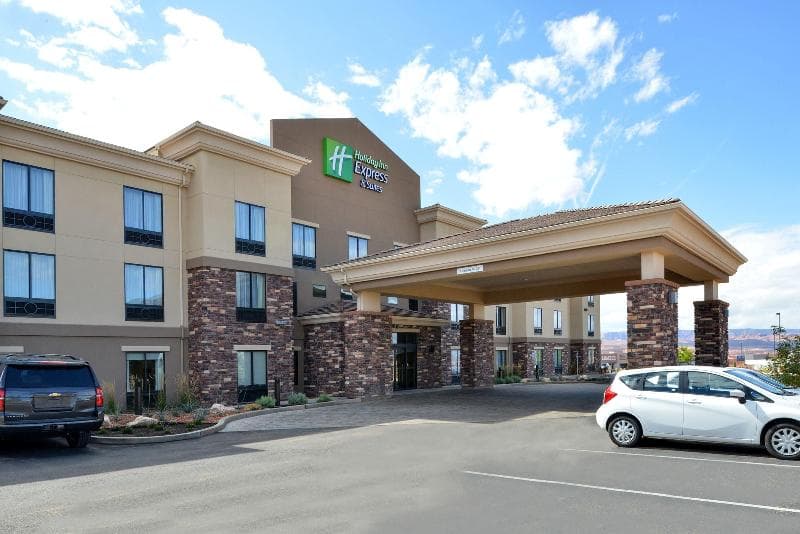 Holiday Inn Express & Suites Page - Lake Powell Area photo 1