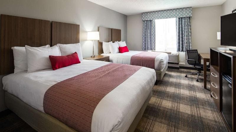 Best Western Plus Philadelphia-Choctaw Hotel And S 5