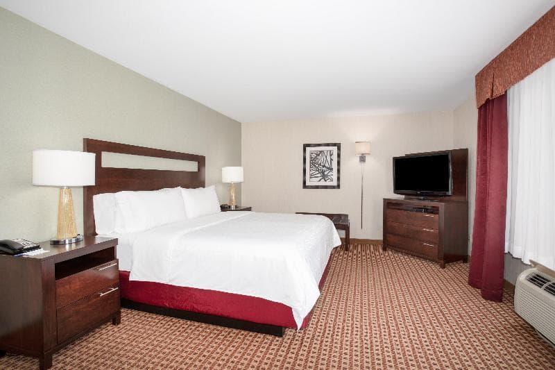 Holiday Inn Express & Suites Gillette 2
