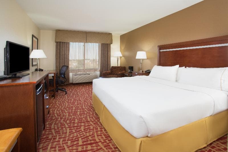 Holiday Inn Express And Suites Glendive 2