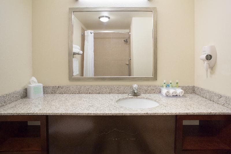 Holiday Inn Express And Suites Glendive 4