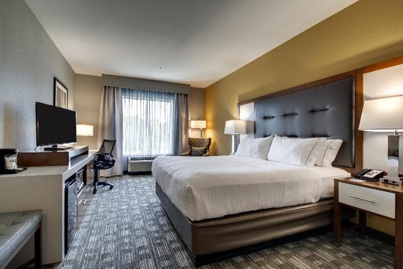 Holiday Inn Express And Suites Albany photo 1