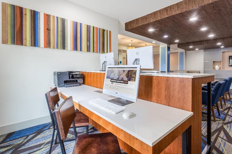 Holiday Inn Express And Suites Albert Lea I 35 2