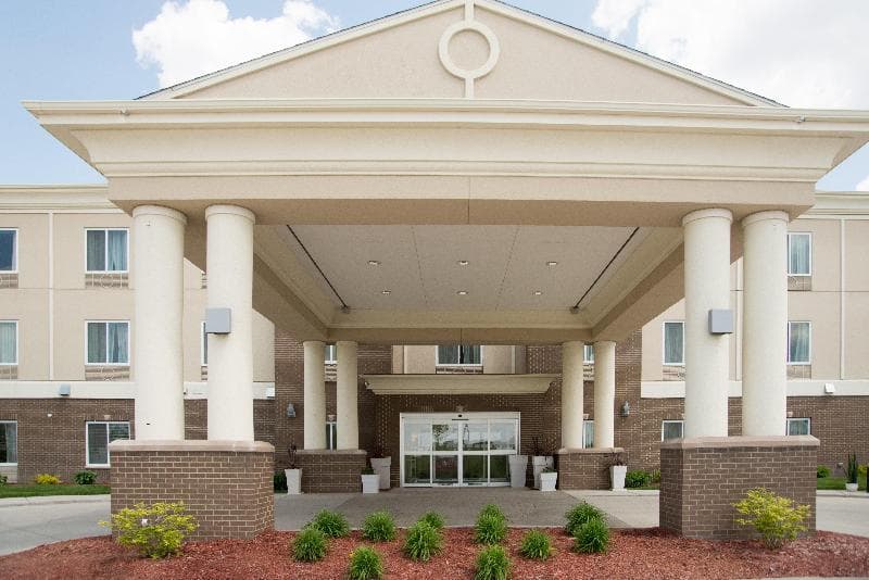 Holiday Inn Express And Suites Albert Lea I 35 5
