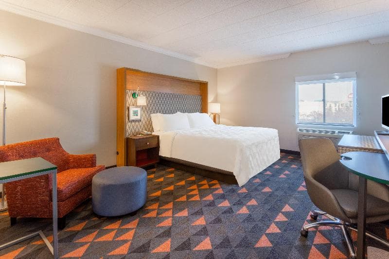 Holiday Inn Philadelphia South-Swedesboro 5