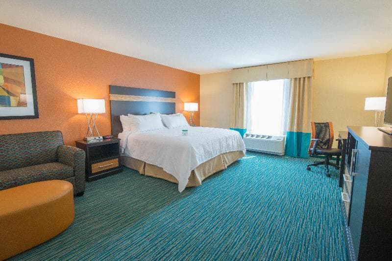 Holiday Inn Bismarck 5