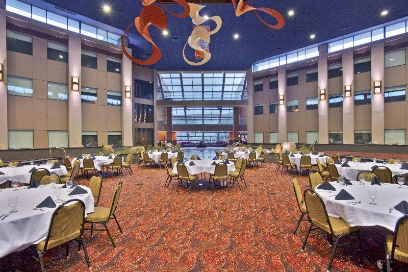 Holiday Inn Manitowoc 5