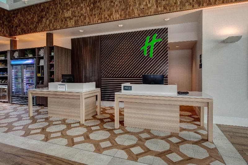 Holiday Inn Va Beach Oceanside 21St St 5