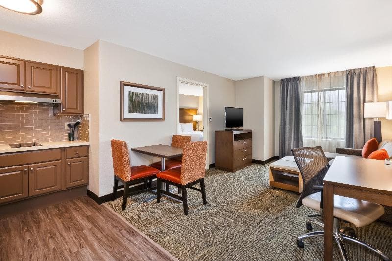 Staybridge Suites Kalamazoo 3