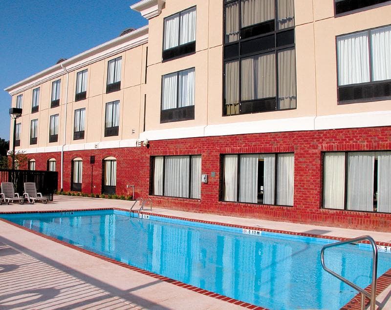 Holiday Inn Express And Suites Tupelo 3