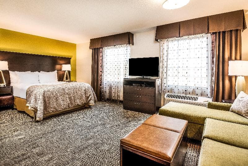 Staybridge Suites Eau Claire - Altoona 5